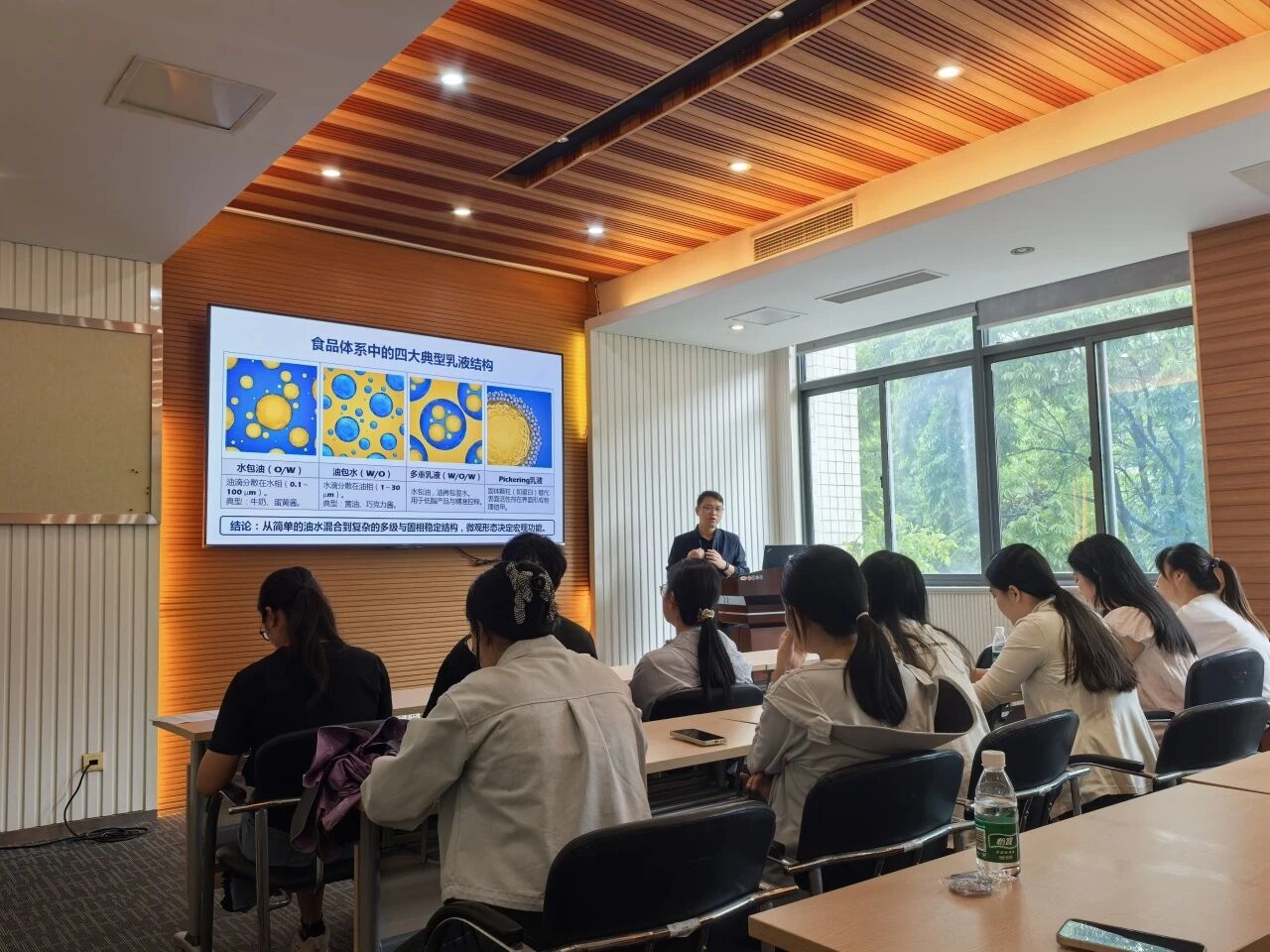 校企联动共研新知 | 苏州Bsports.必一（中国）体育-官方网站
走进江南大学，以核磁技术助力液滴粒径分析研究